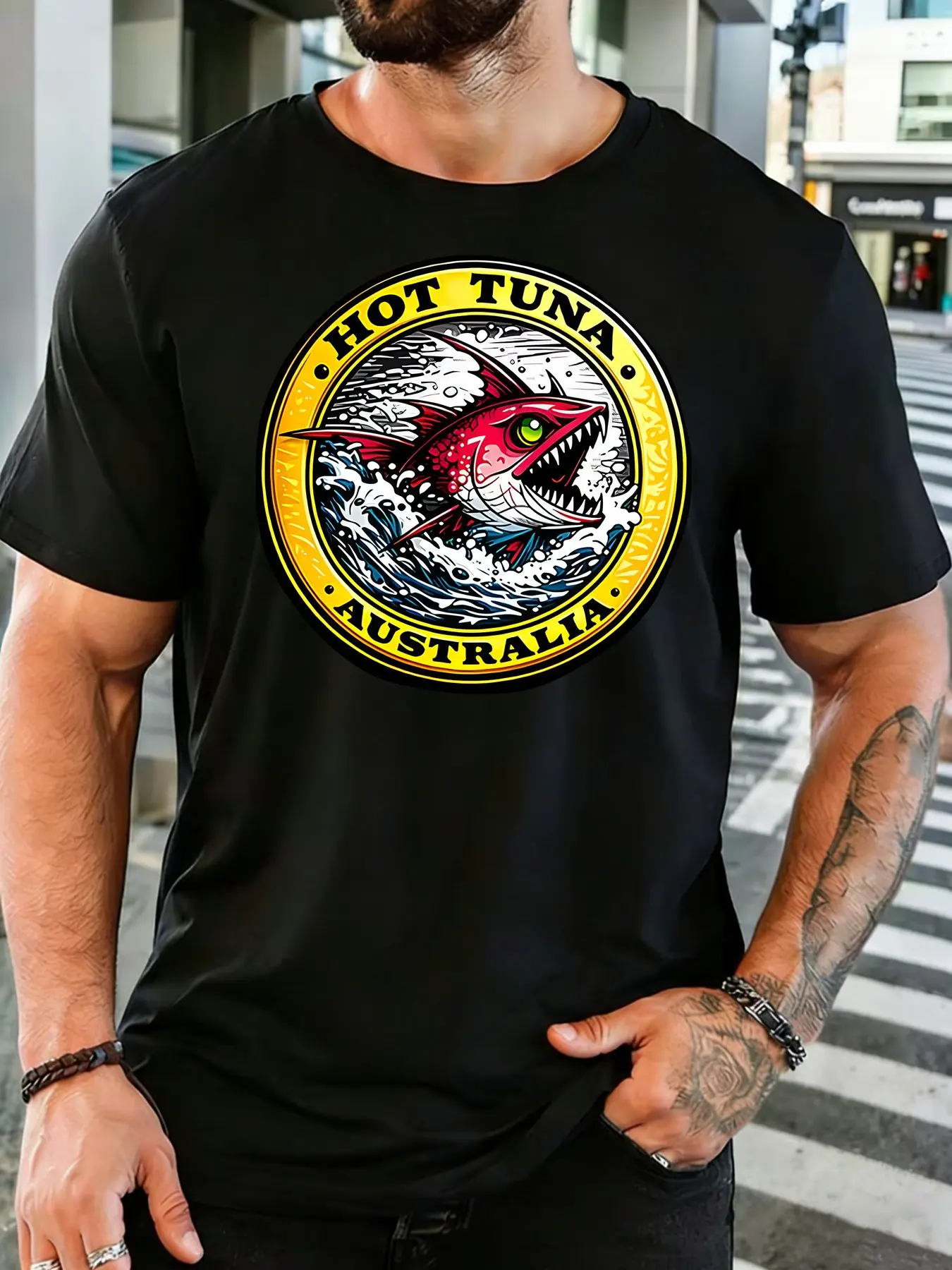 Street Fashion Australia - メンズレトロホットタナオーストラリアフィッシュバッジグラフィックコットン半袖Tシャツクルーネックソフト男性用サマーカジュアル通気性ストリートトップ