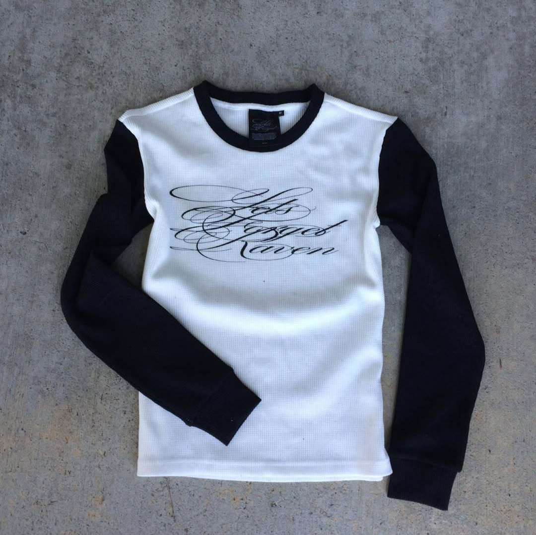 新しい長袖TシャツダークレトロY2Kプリントトップハイストリ - Street Fashion News のレビューと価格